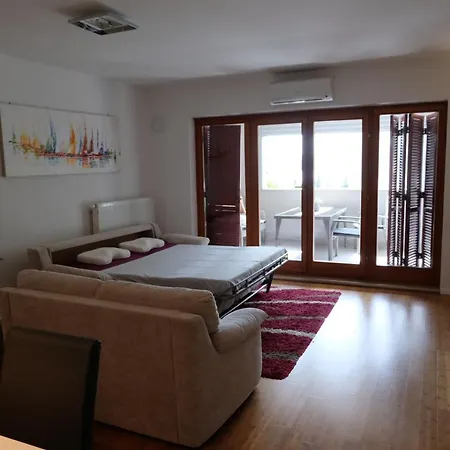 Apartment Summertime *