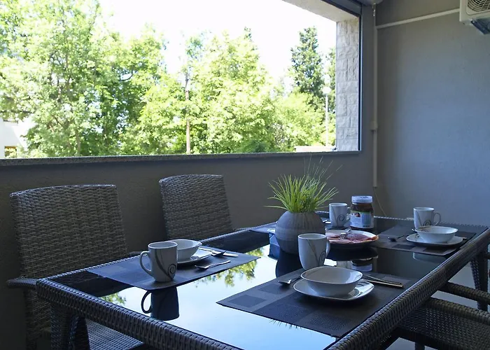 Apartment Summertime