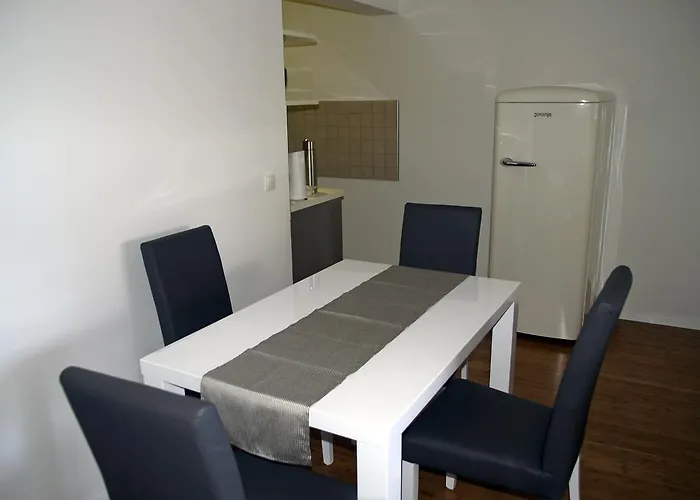 Summertime Apartment